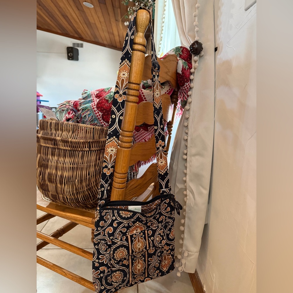 Vera Bradley Elegant Black and Brown Patterned Women's Bag